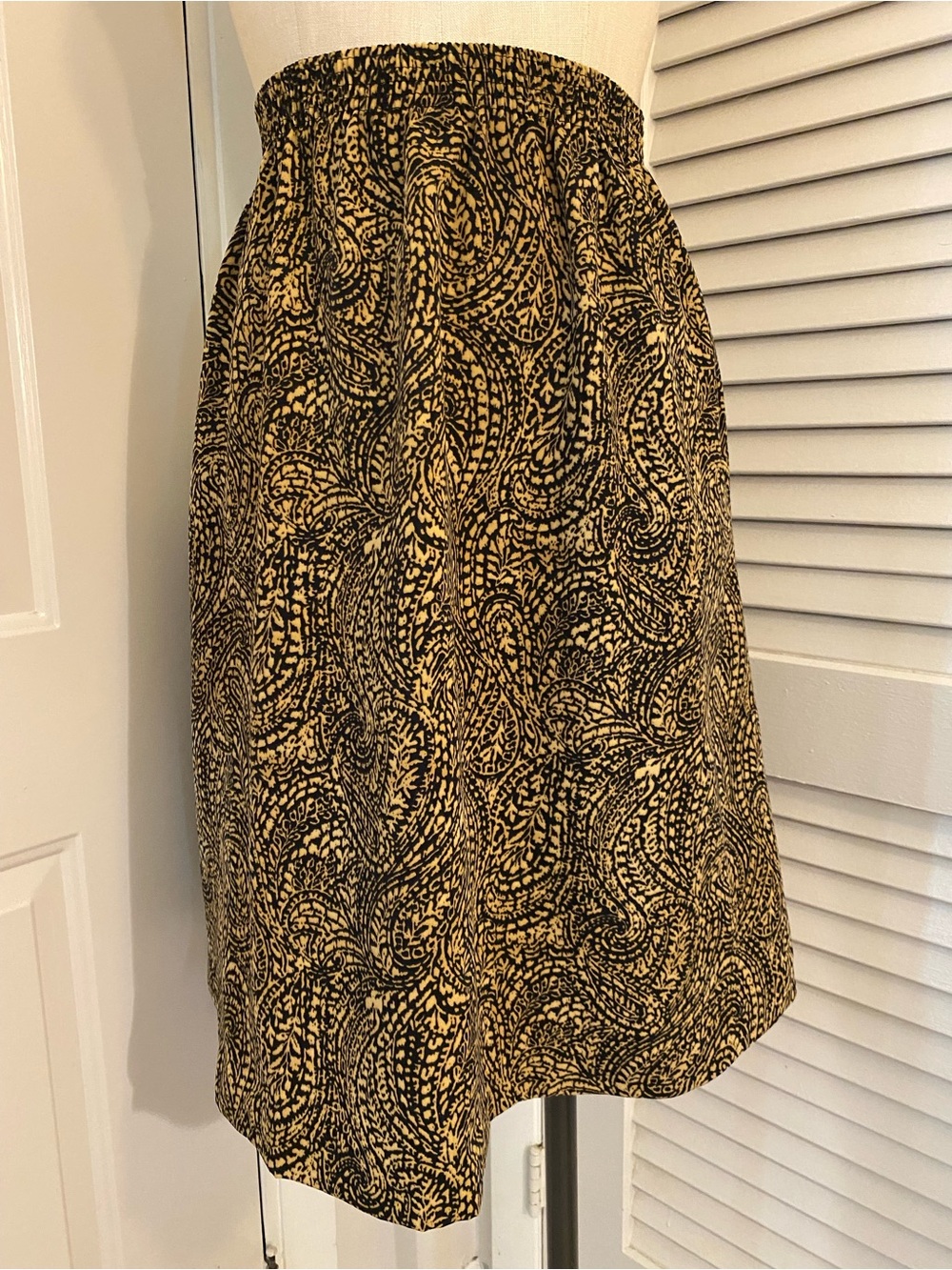 Vintage 1990’s Paisley Print “Bonworth” Skirt- Size M Petitie